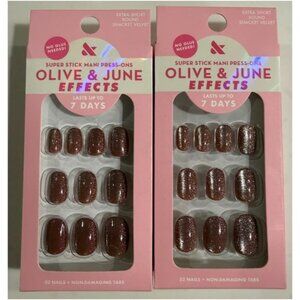 Olive & June Super Stick Effects Shacket Velvet Press on Nails 2 Pack
